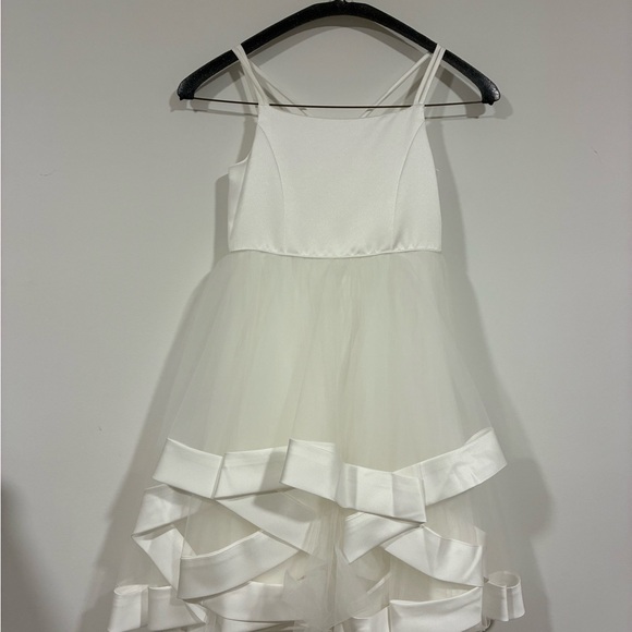David's Bridal Elegant White Dress - Picture 7 of 8